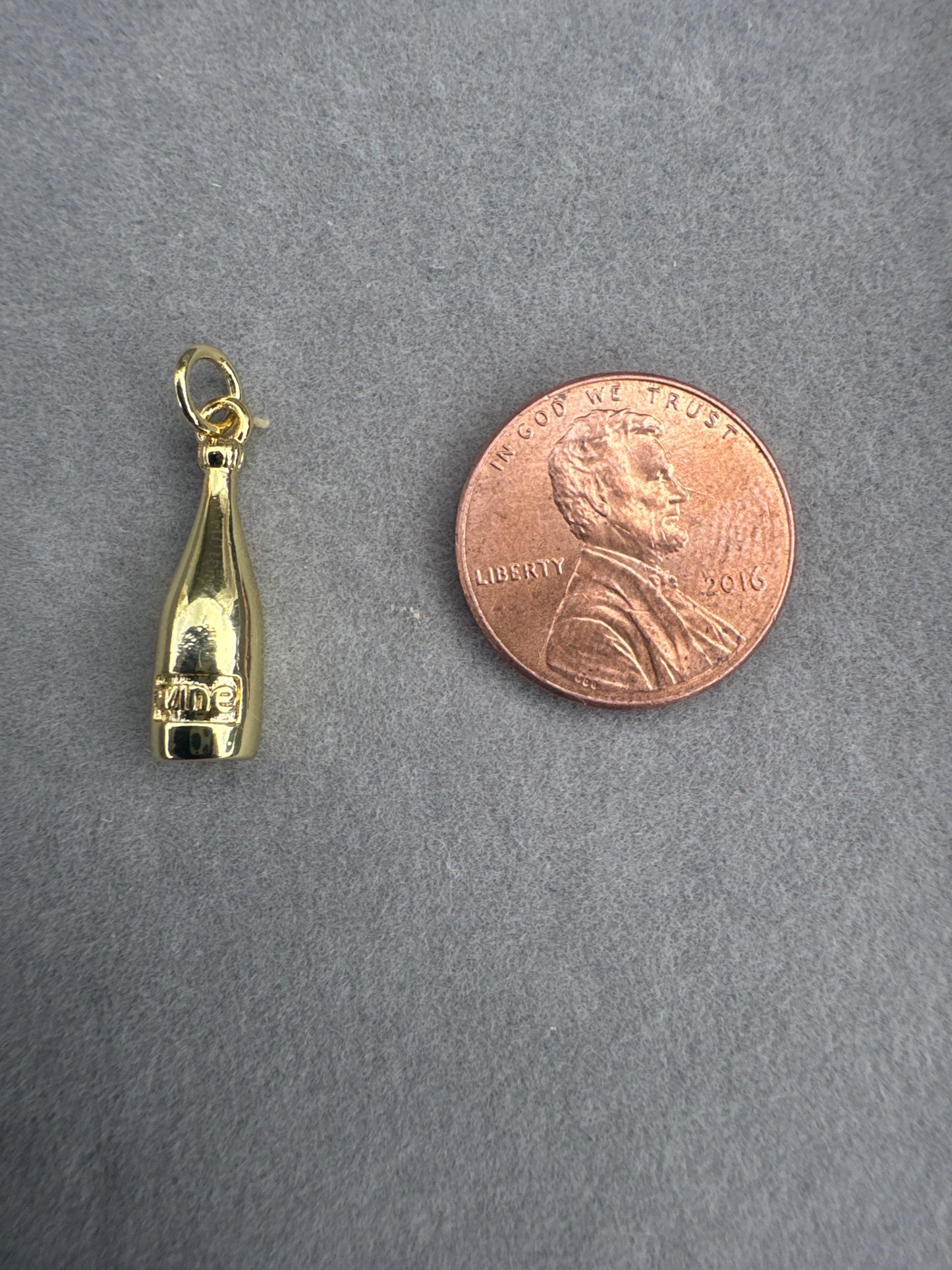 Dainty Gold Champange Charm