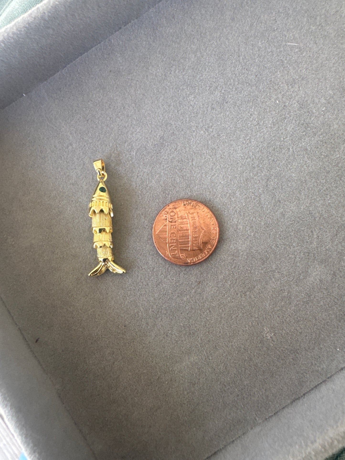 Moveable Gold Fish Charm