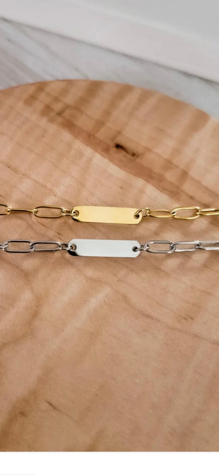 Engraveable Oval Bar Paperclip Bracelet